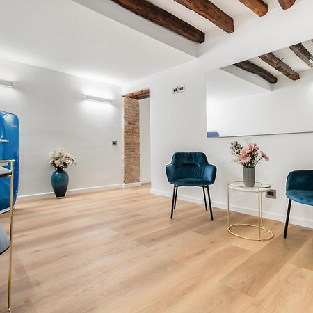 Piazza Indipendenza Loft & Rooms Palermo Luaran gambar