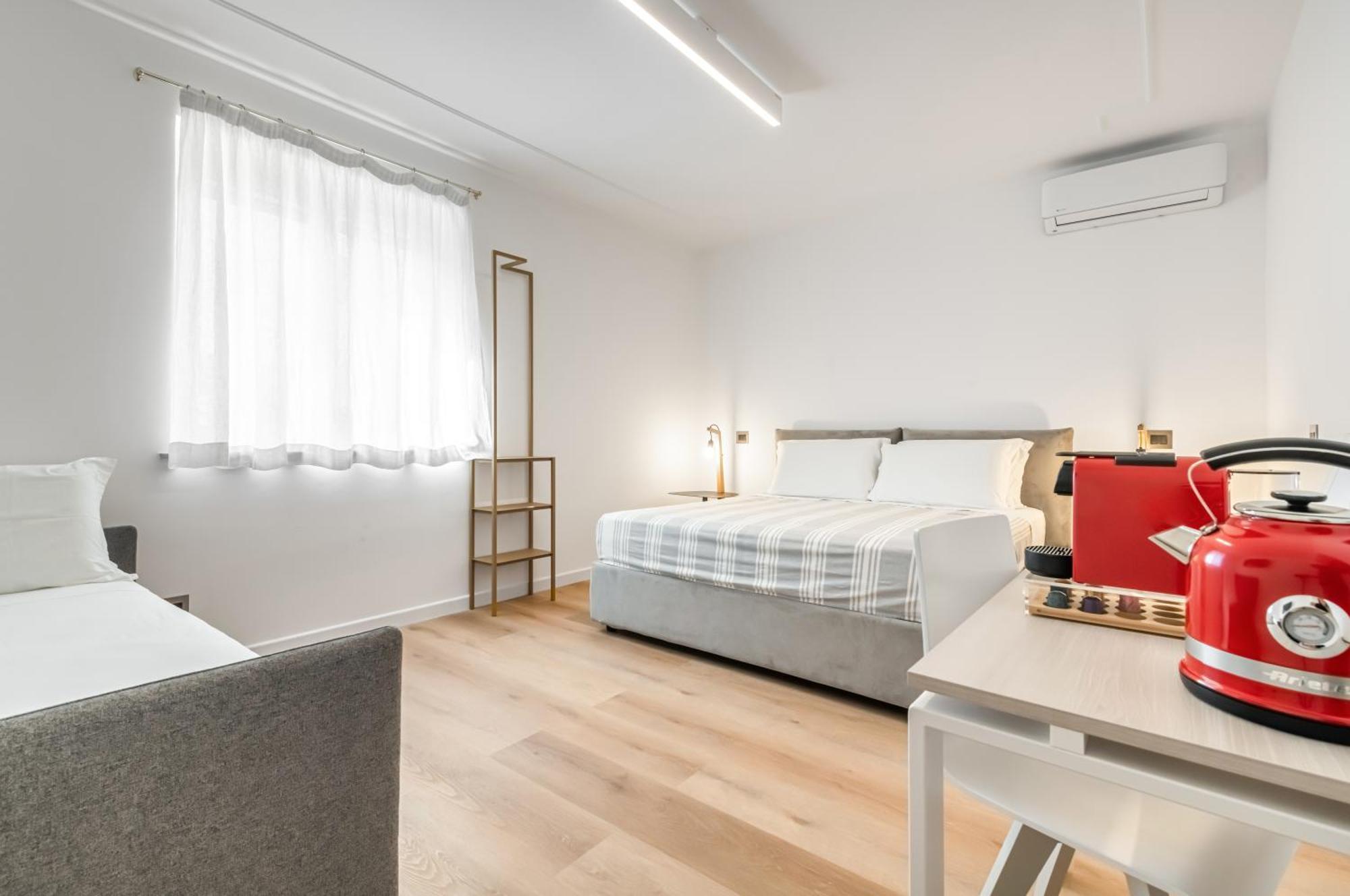 Piazza Indipendenza Loft & Rooms Palermo Luaran gambar