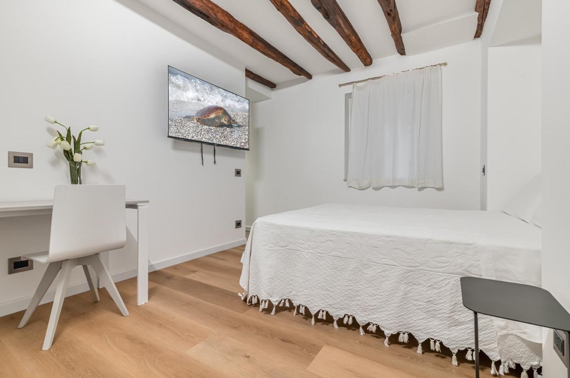 Piazza Indipendenza Loft & Rooms Palermo Luaran gambar